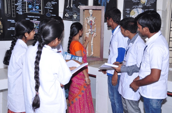 K V K College Of Pharmacy Hyderabad Labs Infrastructure photo 9